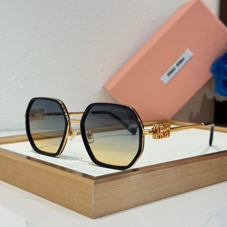 Picture of Miu Miu Sunglasses _SKUfw79615652fw